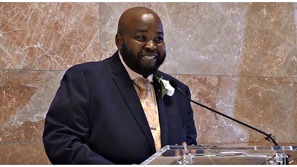 Rodney Robinson named 2019 National Teacher of the Year | The Habari ...